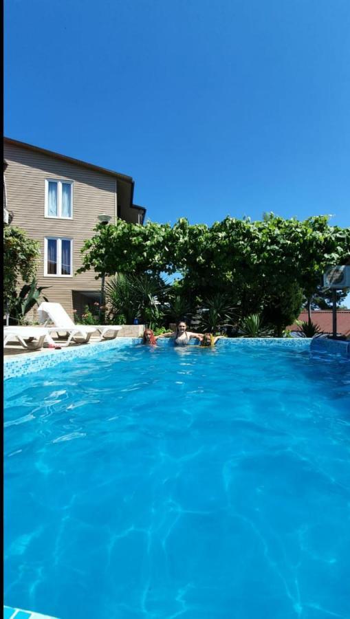 Hotel Ривер Гагра Zewnętrze zdjęcie