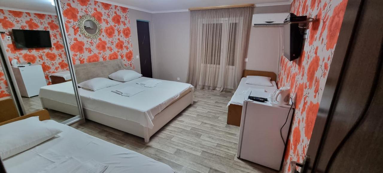 Hotel Ривер Гагра Zewnętrze zdjęcie